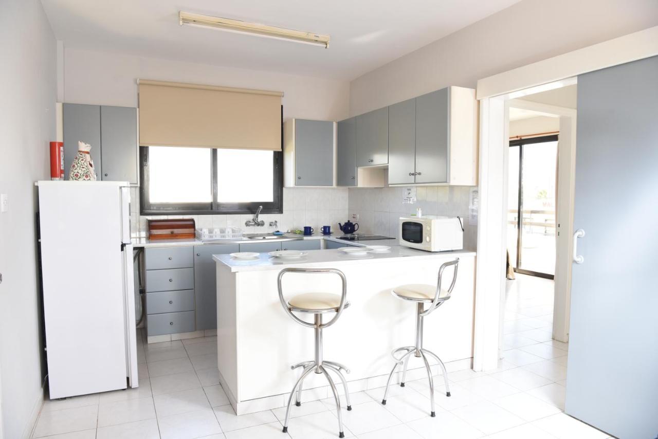 לימסול Tycoon Apartments מראה חיצוני תמונה