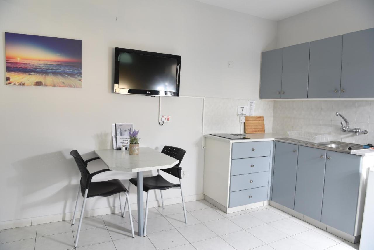 לימסול Tycoon Apartments מראה חיצוני תמונה