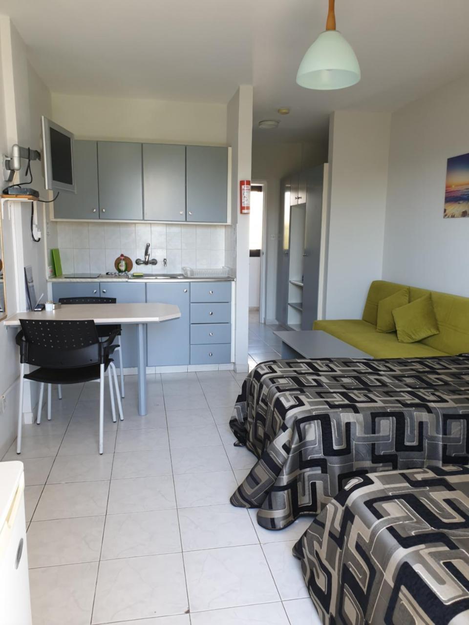 לימסול Tycoon Apartments מראה חיצוני תמונה