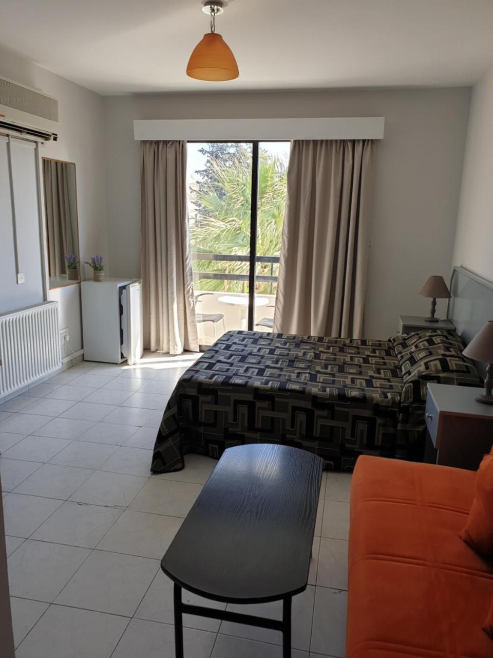 לימסול Tycoon Apartments מראה חיצוני תמונה