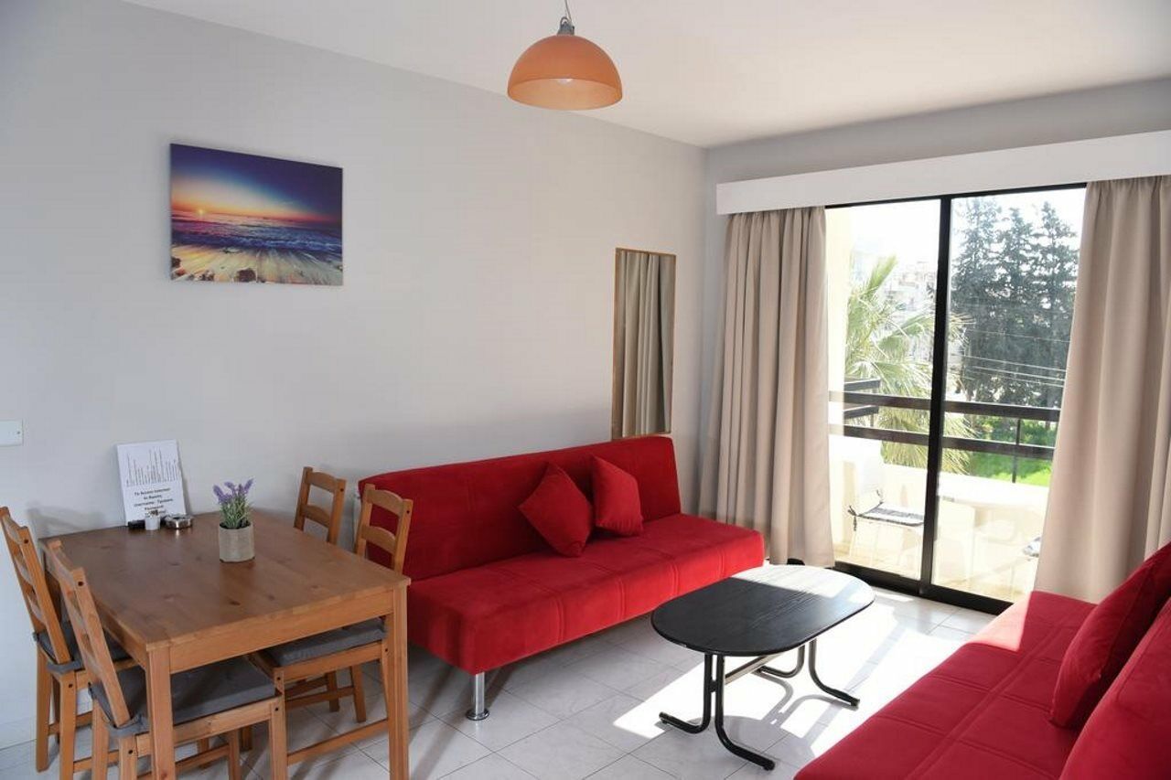 לימסול Tycoon Apartments מראה חיצוני תמונה