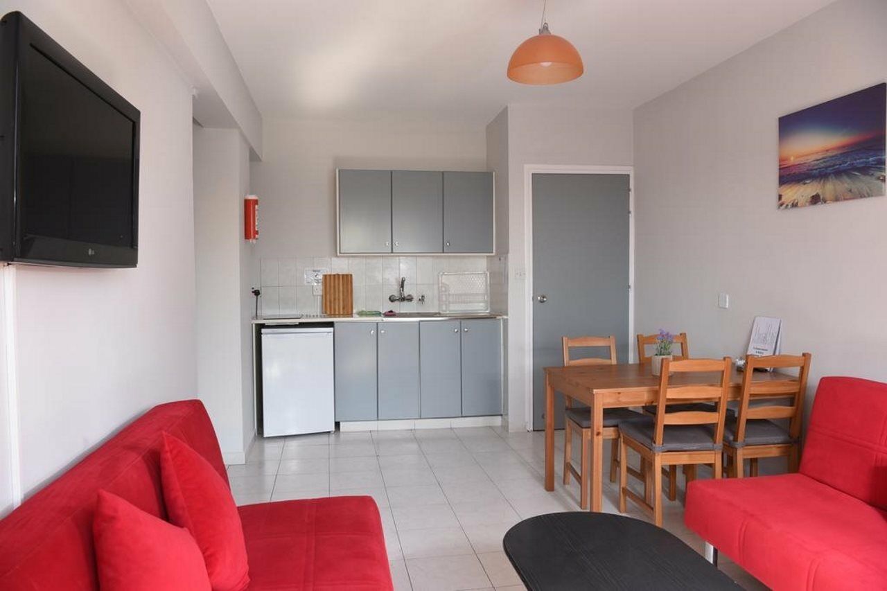 לימסול Tycoon Apartments מראה חיצוני תמונה